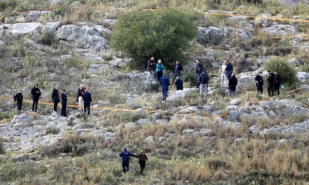 Υπόθεση Β. Καλογήρου: Στην Εισαγγελία Λάρισας οι γονείς και ο θείος του για να καταθέσουν