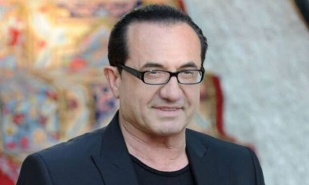 Λευτέρης Πανταζής: Πασχαλινή κατάνυξη στη Μύκονο παρέα με φίλους!