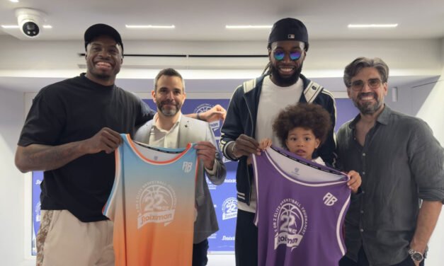 Στην Μύκονο με ΛΕΣΟΡ και AntetokounBros το τουρνουά μπάσκετ «Stoiximan 22oz Elite Basketball Tournament» (photos + videos)