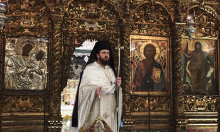 Ορθρίζοντες εν Πίστει: Πλήθος Πιστών τίμησε την Απόδοση του Πάσχα στην Παναγία Τουρλιανή