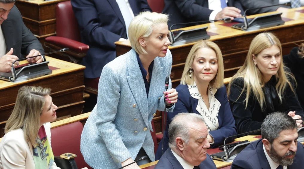 Αναφορά στη Βουλή από την Κατερίνα Μονογυιού για την ενίσχυση του Κέντρου Υγείας Μήλου