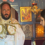 Θεία Λειτουργία στην Αγία Φωτεινή στο Μαράθι Μυκόνου