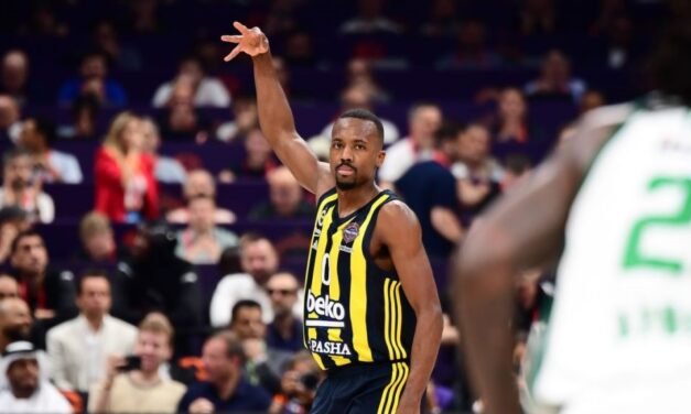 Euroleague Final-4: Παρέδωσε τα σκήπτρα ο Παναθηναϊκός που έχασε 82-76 από την Φενέρμπαχτσε