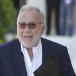 Intracom: Μετά τη Βούλα και τα Κουφονήσια, ο Σωκράτης Κόκκαλης πάει… Μύκονο