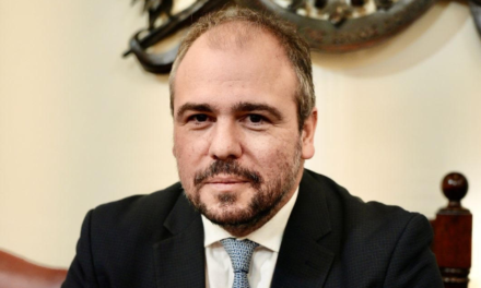 Ο Φίλιππος Φόρτωμας φέρνει στη Βουλή το θέμα του ψηφιακού πελατολογίου