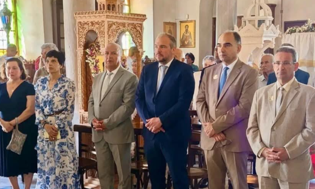 Επίσκεψη του Φίλιππου Φόρτωμα στην Πάρο