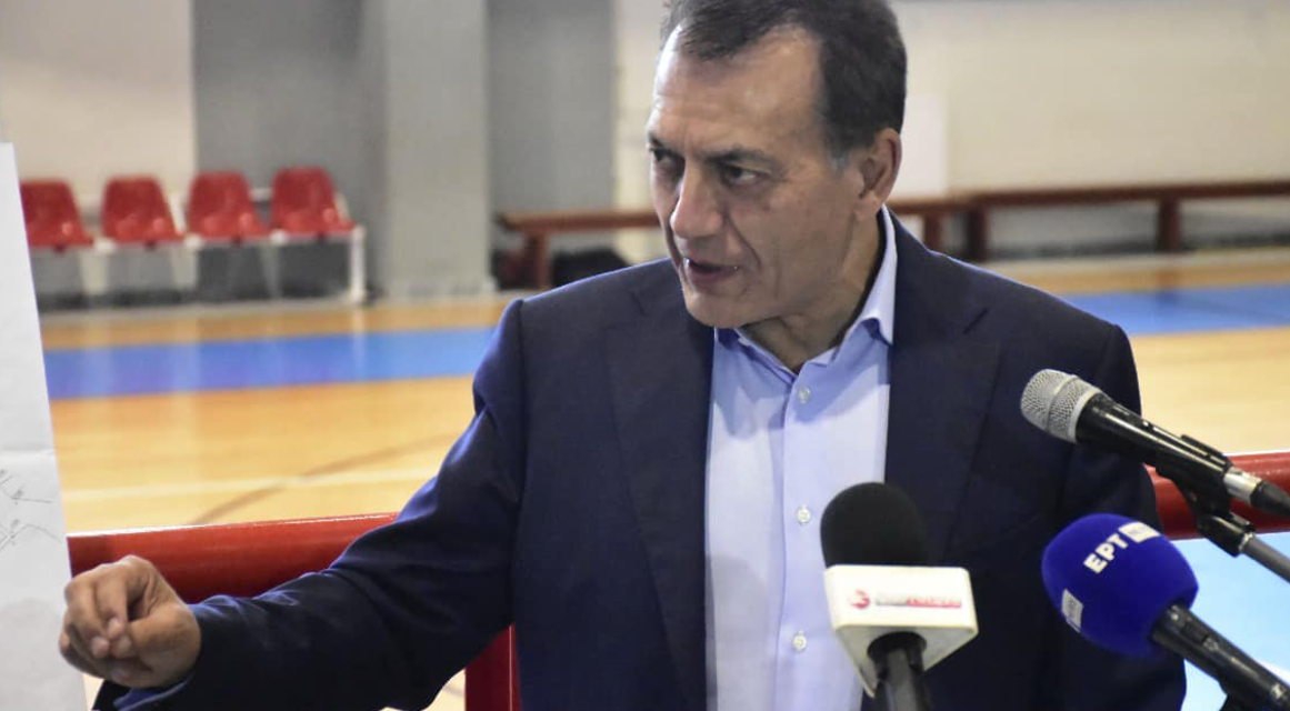Βρούτσης στην Τήνο: Το όνειρο των 2 εκατ. ευρώ για κολυμβητήριο γίνεται πραγματικότητα στις Κυκλάδες!