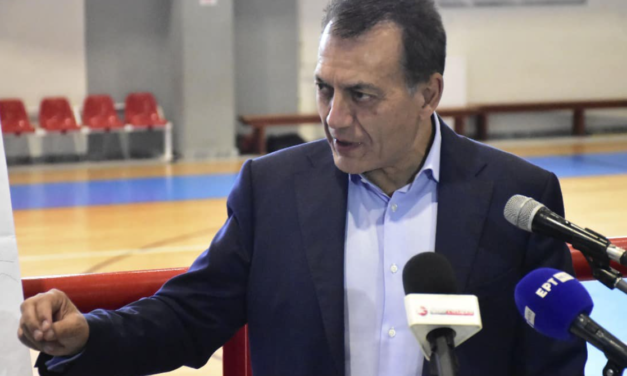 Βρούτσης στην Τήνο: Το όνειρο των 2 εκατ. ευρώ για κολυμβητήριο γίνεται πραγματικότητα στις Κυκλάδες!