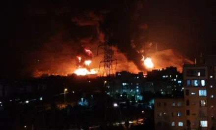 Τεχεράνη: Στις φλόγες εγκαταστάσεις αποθήκευσης πετρελαίου – Φωτιά κοντά σε διυλιστήριο πετρελαίου της Χάιφα – Βίντεο