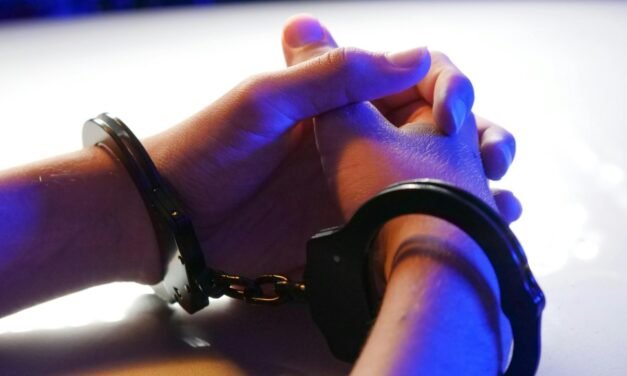 Δις ισόβια στον πατέρα-τέρας της Μυκόνου