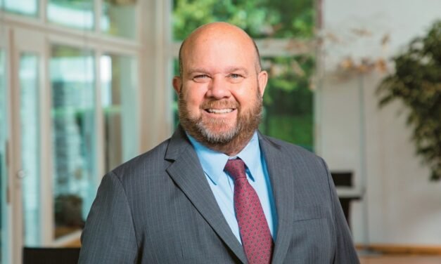 Bud Darr (CEO CLIA): «2 δισ. ευρώ η συνεισφορά της κρουαζιέρας στην Ελλάδα»