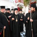 Πλήθος πιστών τίμησε την Αγία Κυριακή στη Μύκονο – Ιερούργησε ο Σεβασμιώτατος κ. Δωρόθεος Β΄