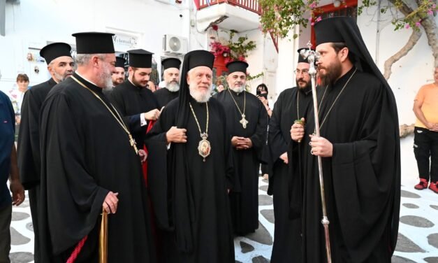 Πλήθος πιστών τίμησε την Αγία Κυριακή στη Μύκονο – Ιερούργησε ο Σεβασμιώτατος κ. Δωρόθεος Β΄