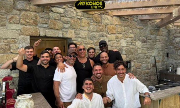 ΟΤΑΝ ΠΡΟΣΠΑΘΕΙΣ ΝΑ ΑΠΟΛΑΥΣΕΙΣ ΤΟ ΤΖΑΤΖΙΚΙ ΣΟΥ ΚΑΙ ΞΑΦΝΙΚΑ ΑΝΤΙΛΑΜΒΑΝΕΣΑΙ ΟΤΙ ΑΠΟ ΠΙΣΩ ΣΟΥ ΚΑΘΕΤΑΙ Ο JORDAN KAI O DIESEL!