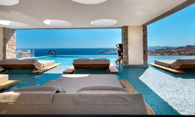 Tropicana Hotel, Suites & Villas: Εκλεπτυσμένη διαμονή για ένα αξέχαστο καλοκαίρι στη Μύκονο