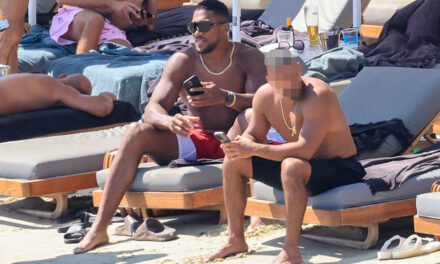 Anthony Joshua: Στη Μύκονο ο θρύλος του παγκόσμιου μποξ – Φωτογραφίες