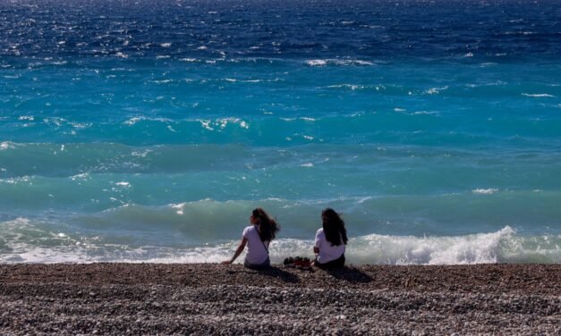 Καιρός: Εξασθενούν οι βοριάδες – Πρόσκαιρες καταιγίδες το Σάββατο – Πρόγνωση από τον Π. Γιαννόπουλο