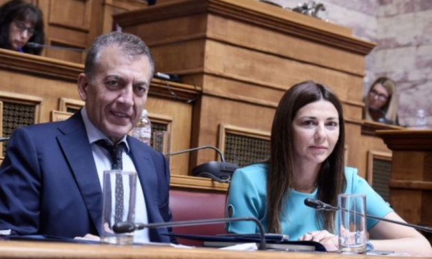 Με πρωτοβουλία Βρούτση η έμπρακτη κυβερνητική στήριξη των μαθητών της Αμοργού, της Ίου και της Σαντορίνης λόγω σεισμών!