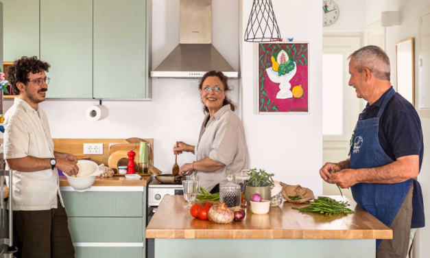 Στο σπίτι της Φραντζέσκας Χανιώτη ζει και βασιλεύει η νοστιμιά της παλιάς Μυκόνου