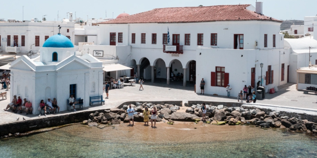 Δημοτική Επιτροπή Μυκόνου: Συνεδρίαση εν μέσω Αυγούστου με κρίσιμα θέματα στην ατζέντα