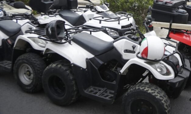 Μύκονος: Πάνω από 130.000 ευρώ η λεία της συμμορίας με τις γουρούνες – Ο τρόπος δράσης και τα ευρήματα