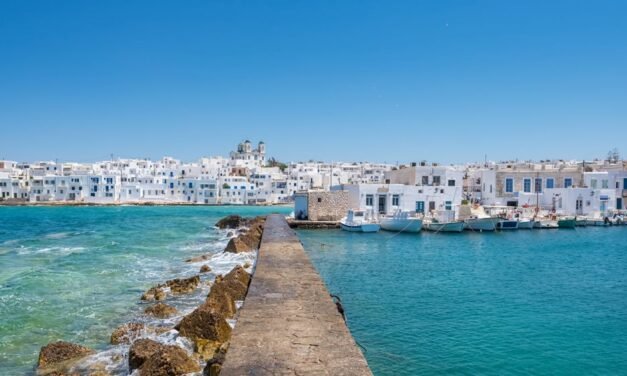 Οι Κυκλάδες πρωταγωνιστούν σε αεροπορικές αφίξεις