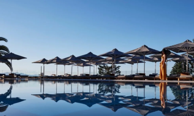 Η Myconian Collection σας ταξιδεύει στη Μύκονο του Οκτωβρίου