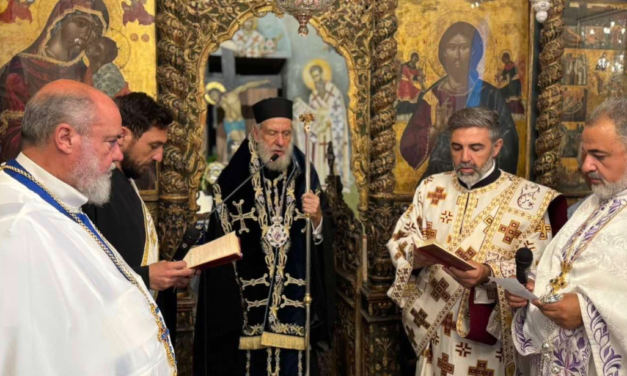 Τεσσαρακονθήμερο Μνημόσυνο στη Μύκονο για ευσεβή συντοπίτη μας παρουσία του Μητροπολίτη κ. Δωρόθεου Β’