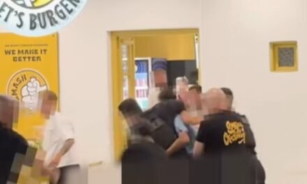 Μύκονος: Άγρια συμπλοκή Ιταλών τουριστών κατέληξε σε επίθεση κατά αστυνομικών