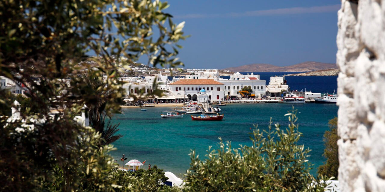 Η Μύκονος μέσα στα 6 νησιά που αποκαλύπτουν την αυθεντική τους πλευρά το φθινόπωρο