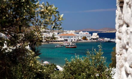 Η Μύκονος μέσα στα 6 νησιά που αποκαλύπτουν την αυθεντική τους πλευρά το φθινόπωρο