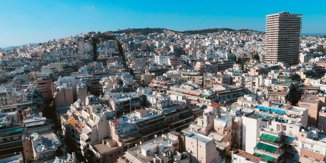 Αυστηρότεροι κανόνες για τις βραχυχρόνιες μισθώσεις: Αναβάθμιση ποιότητας χωρίς άμεση λύση στη στεγαστική κρίση