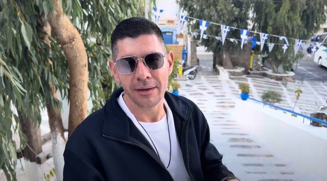 Ο Μιλτιάδης Ατζαμόγλου αποκαλύπτει την άγνωστη ιστορία του  «Αη Λούκα» – Από Σχολείο του Γένους στο κοιμητήριο της Μυκόνου