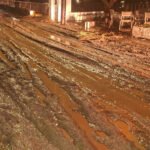 Προβλήματα στην Άνδρο από ισχυρή νεροποντή: Υπερχείλισε χείμαρρος, γέμισαν λάσπες οι δρόμοι