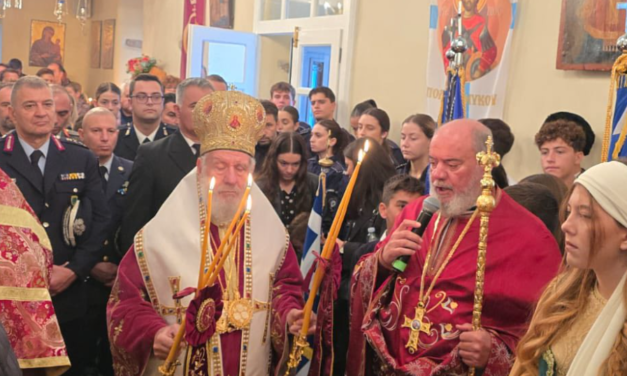 Λαμπρός Εορτασμός του Αγίου Αρτεμίου στη Μύκονο – Παρόντες ο κ. Βρούτσης, ο Δήμαρχος και πλήθος Αρχών (photos)