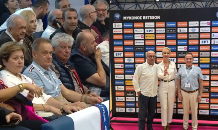 Ο Δήμαρχος Χρήστος Βερώνης μετά την ιστορική πρεμιέρα της Mykonos Betsson BC στην Basket League.