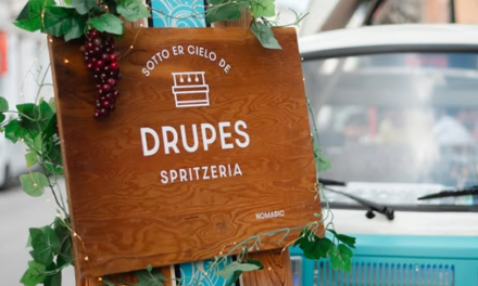 Το «Drupes & Drips» φέρνει τη Λούζα Μυκόνου στις καλύτερες σπριτσερίες της Αθηνας