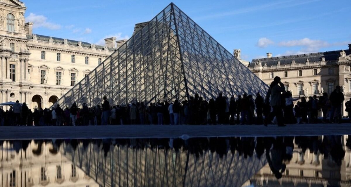 Λούβρο: Πέντε νέες συλλήψεις υπόπτων για την κινηματογραφική ληστεία