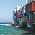 Όσο μια θέση πάρκινγκ στην Ολλανδία κοστίζει μια εξοχική κατοικία στην Ελλάδα