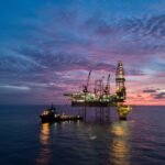 Υδρογονάνθρακες: Chevron και Helleniq Energy αναλαμβάνουν τα «οικόπεδα» νότια της Κρήτης και της Πελοποννήσου – Πότε αρχίζουν οι έρευνες