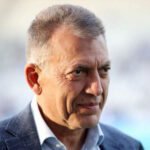 Επίσκεψη του Υπουργού Αθλητισμού Γ. Βρούτση στη Μύκονο για τον εορτασμό του Αγίου Αρτεμίου
