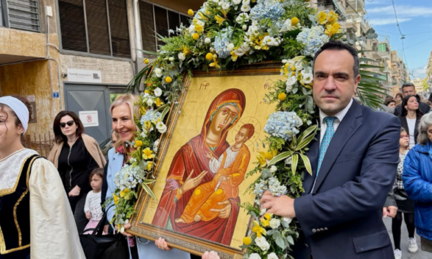 Το «παρών» του Κωνσταντίνου Κουκά στην απονομή υποτροφιών της Αδελφότητας Ανωμεριτών (video)