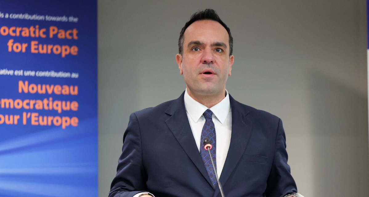 Ο Κωνσταντίνος Κουκάς εισηγητής για τη Δημοκρατία στην Ευρώπη – Συμμετοχικός ρόλος πόλεων και περιφερειών