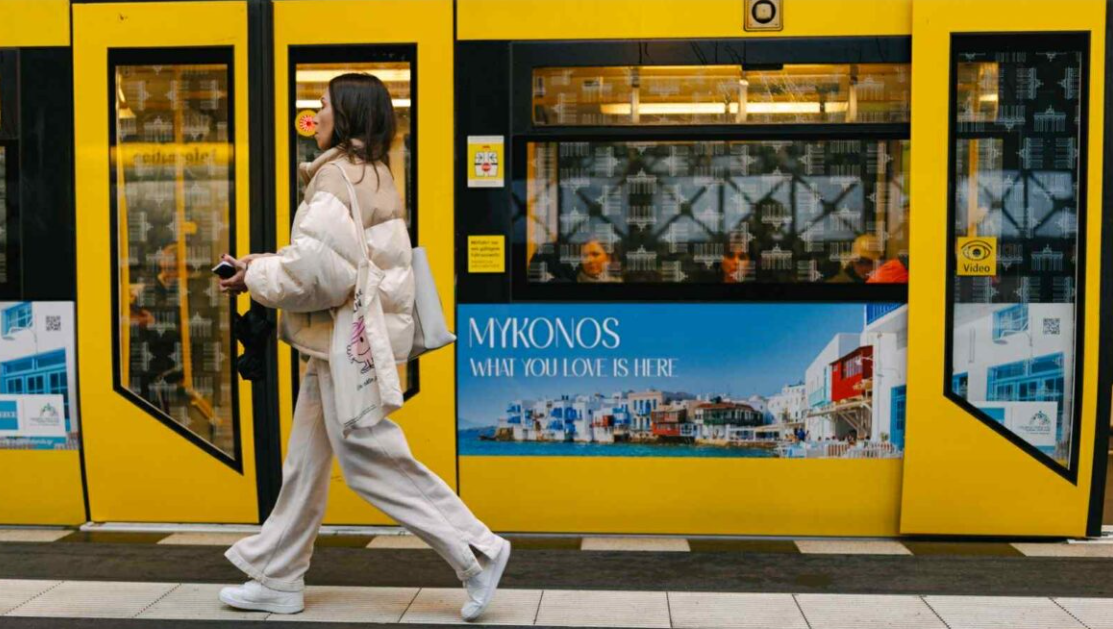 Γ. Χατζημάρκος: Ρόδος, Κως, Μύκονος, Σαντορίνη, “ταξιδεύουν” με το Τραμ και το Μετρό του Βερολίνου (φωτο)