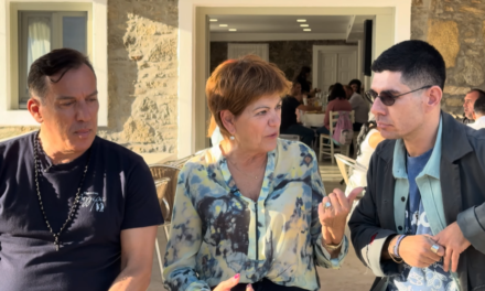 Ο Μιλτιάδης Ατζαμόγλου στη Μυκονιάτικη Βεγγέρα! Όλο το νόημα της «Βεγγέρας» και του «Απολλώνιου» (βίντεο)