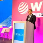 Η Μύκονος κατέκτησε το Λονδίνο: Ο Δήμαρχος Χρήστος Βερώνης προβάλλει το Αυθεντικό Πρόσωπο του Νησιού