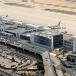 Με ρεκόρ επιβατικής κίνησης 37 εκατ. ταξιδιωτών θα κλείσει το 2025 για τα 14 αεροδρόμια – Νέες επενδύσεις 200 εκατ. ευρώ