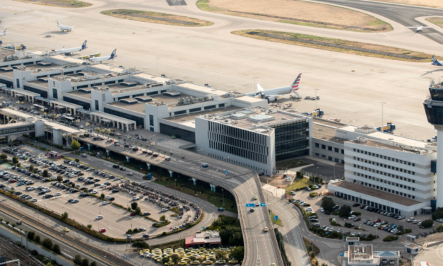 Με ρεκόρ επιβατικής κίνησης 37 εκατ. ταξιδιωτών θα κλείσει το 2025 για τα 14 αεροδρόμια – Νέες επενδύσεις 200 εκατ. ευρώ