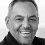 «Αντί να ασχολείστε με το Μητσοτάκη, ας φτιάξουμε το νησί μας»: Ηχηρή Παρέμβαση από τον Φλώριο Ασημομύτη