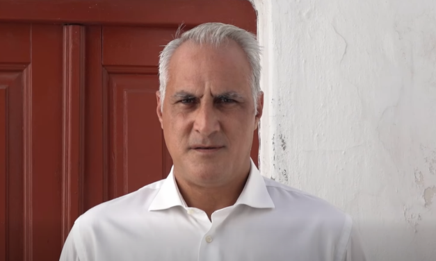 «Ανεπιθύμητοι» οι προσβολείς της Μυκόνου: Η ηχηρή απάντηση του Νικόλαου Γκέλου στο Δημοτικό Συμβούλιο.